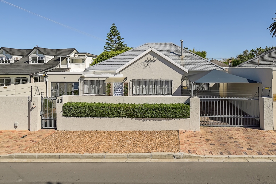 3 Bedroom Property for Sale in Claremont Western Cape